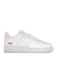 Nike Air Force 1 Low Supreme en blanco